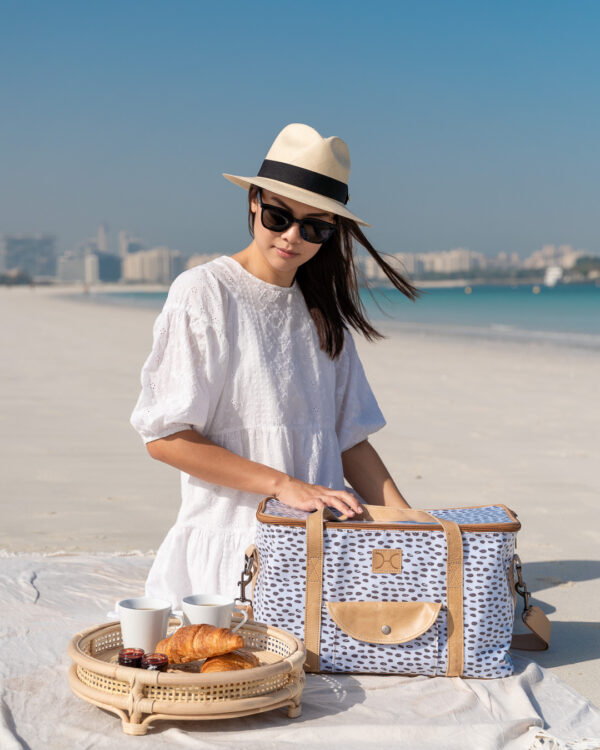 Insulated Picnic cooler bag for the beach - Seeds white