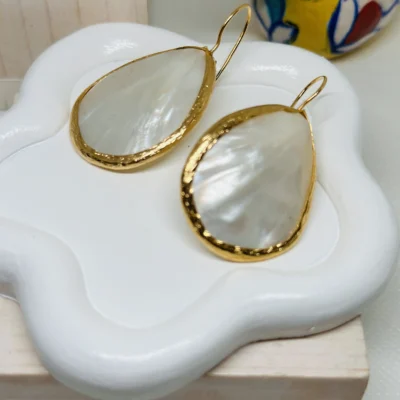 Shell Fresh Water Pearl Earring 18 k Gold plated